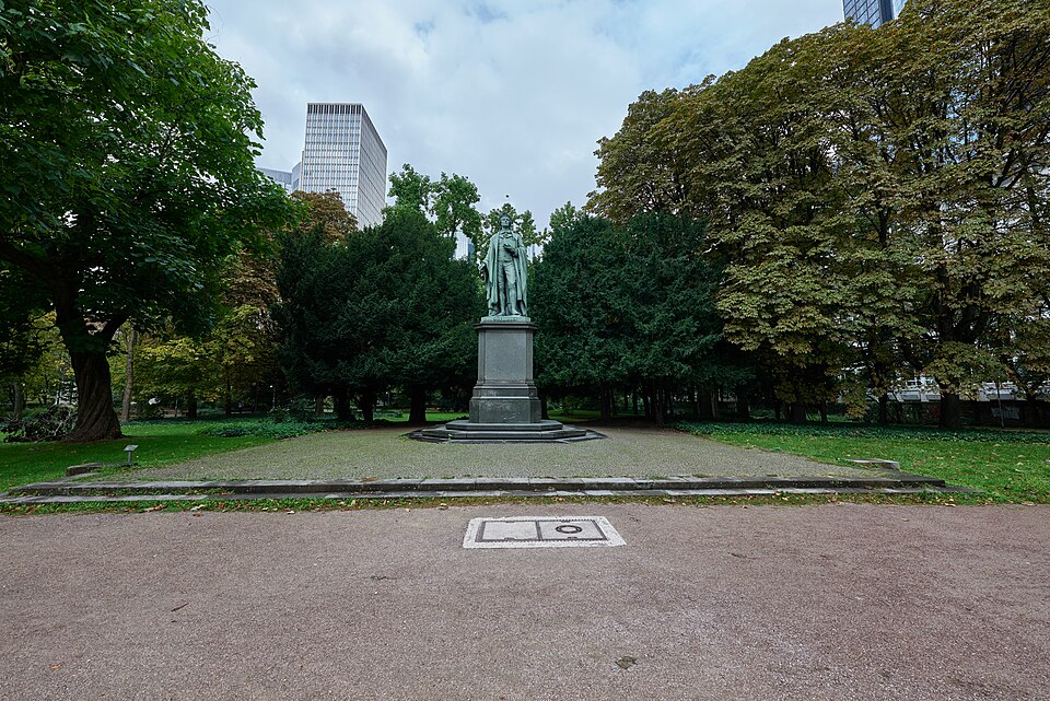 Von Oper bis Oper: Von der alten Oper zum Willy-Brandt-Platz